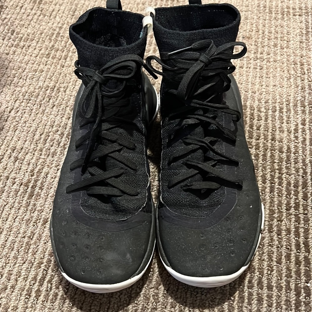UnderArmour SC Steph Curry Basketball Shoes size 5
